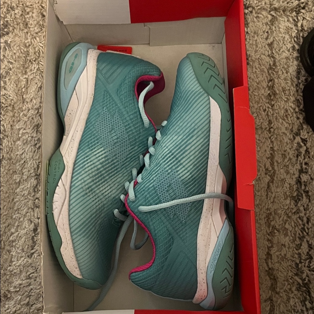 Lotto Tennis/pickleball Shoes